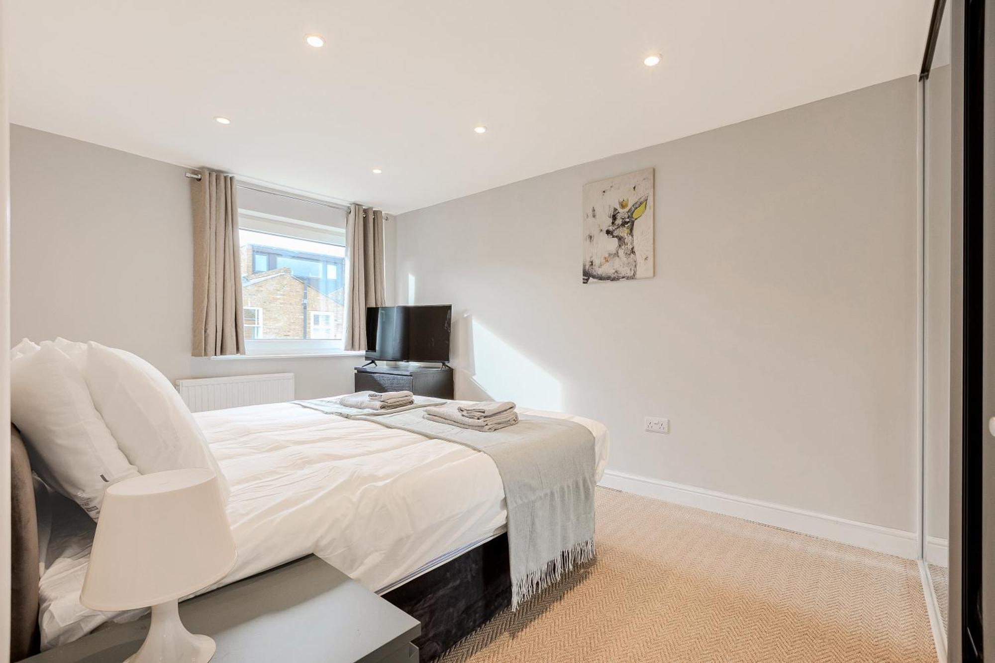 Battersea Spacious Perfect For Family And Groups With Free Parking Sleep 8 Ferienhaus